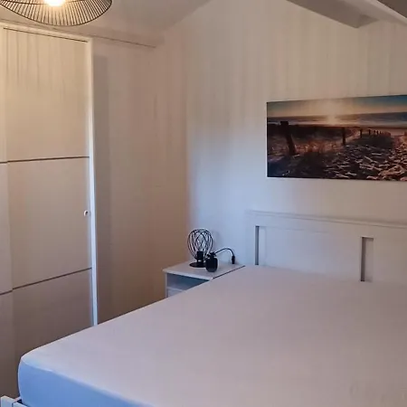 Maison Renovee A Marseillan (Herault)
